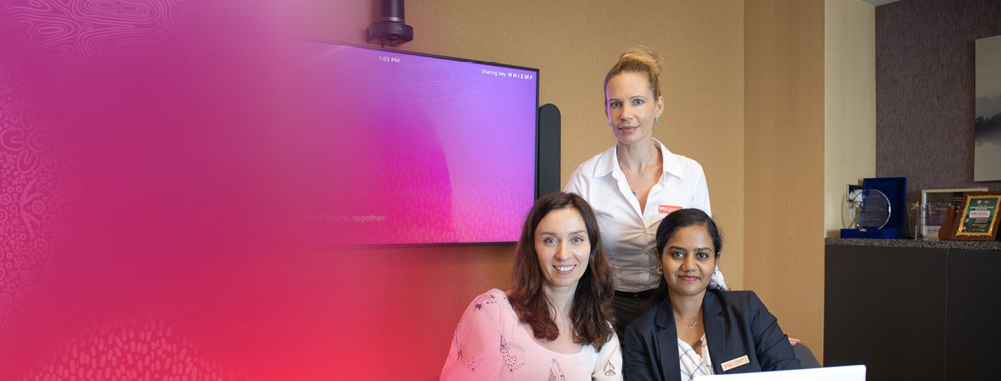 Psychology Labs mdub three faculty female